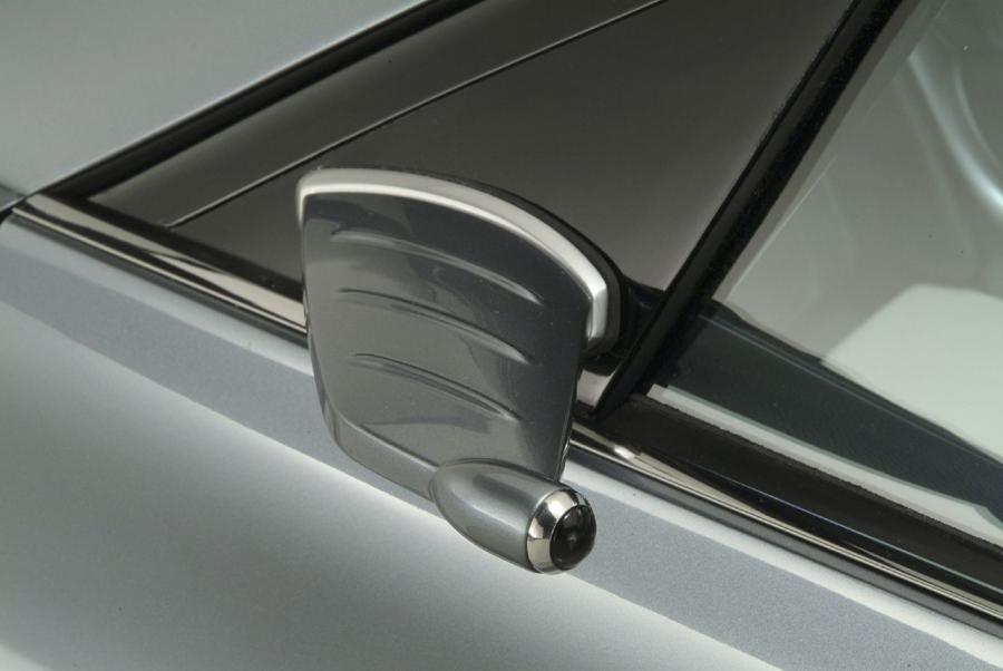  Lexus HPX Concept 2003 года  (фото 41 из 47)